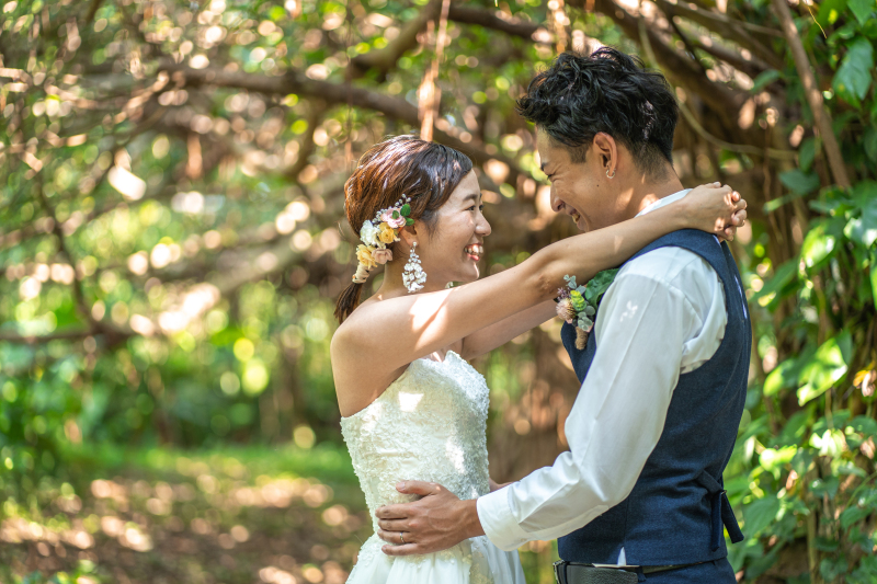 手をぐるっと回して