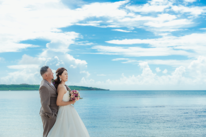 【ビーチ＆チャペルフォトプラン♪】どこまでも広がる青い空へと