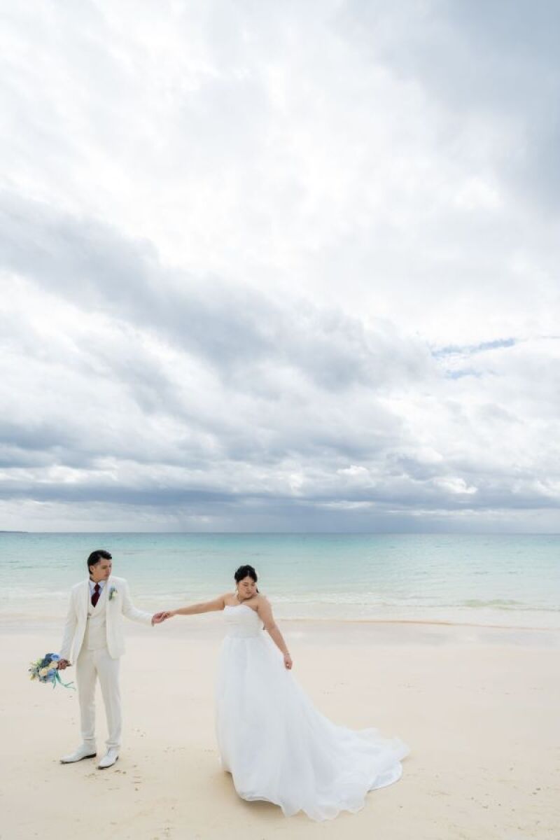 入道雲がまるで天空なビーチで♫