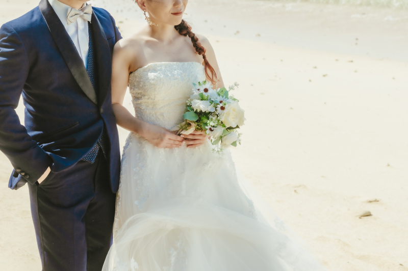 美しい宮古島の海にとても映えるコーディネート