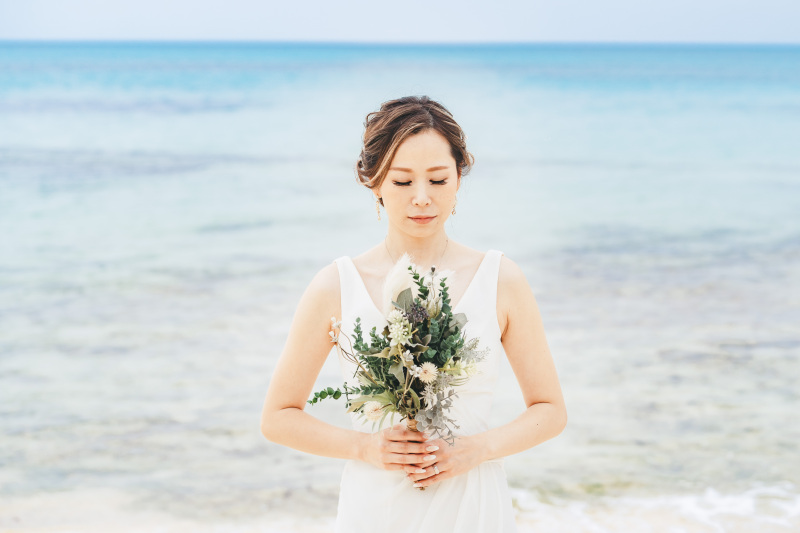 ご新婦様の美しいウェディングドレスコーディネート