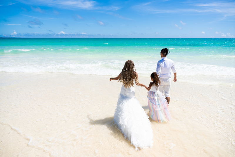 海に飛び込んで