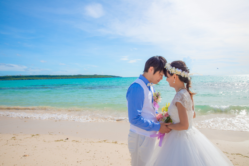 青い海とキラキラな水面･.｡*･