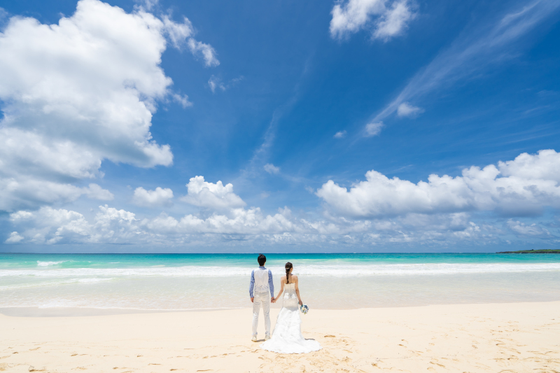 世界中におふたりしかいない様なビーチ