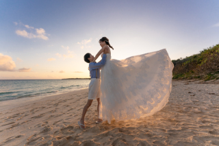 夏と秋を同時に感じるウェディングフォト