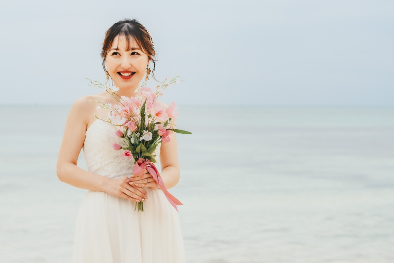 ご新婦様のとてもお似合いなドレスコーディネート