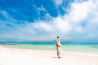 【ビーチ＋ドローンフォト★】青空も海も全ておふたりで独占して！