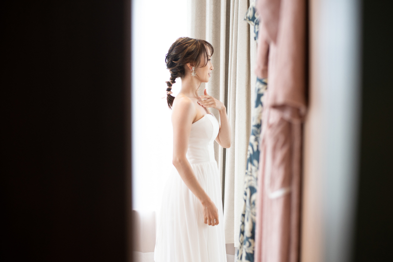 一方 新婦様もドレスに着替えて