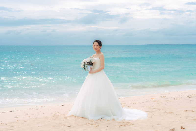 ご新婦様の美しいウェディングドレススタイル