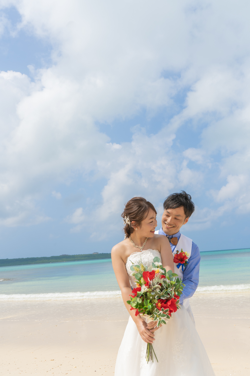 バックハグで可愛らしく