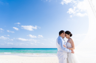 2月に輝く宮古の空と海