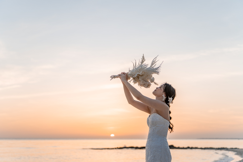 ご新婦様のコーディネートがとてもお似合い