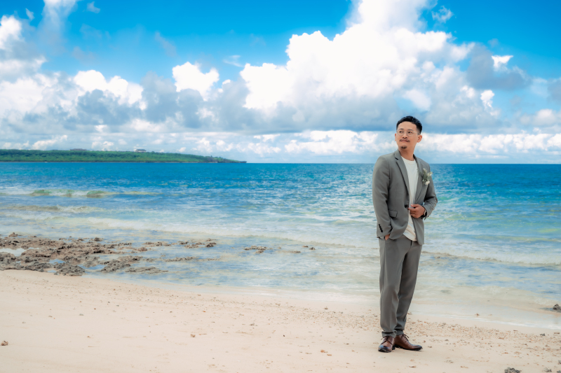 ご新郎様のタキシードスタイルもとてもカッコいい