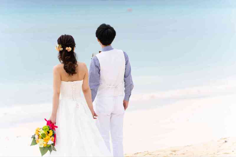 見つめる先には