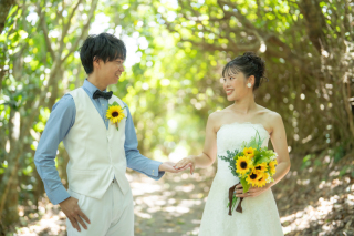 青い空の下で特別な時間を