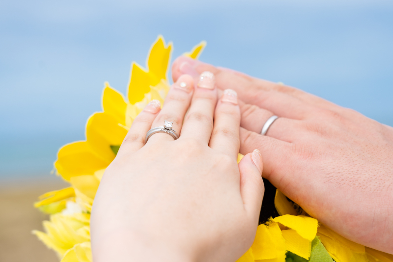 おふたりの手と手