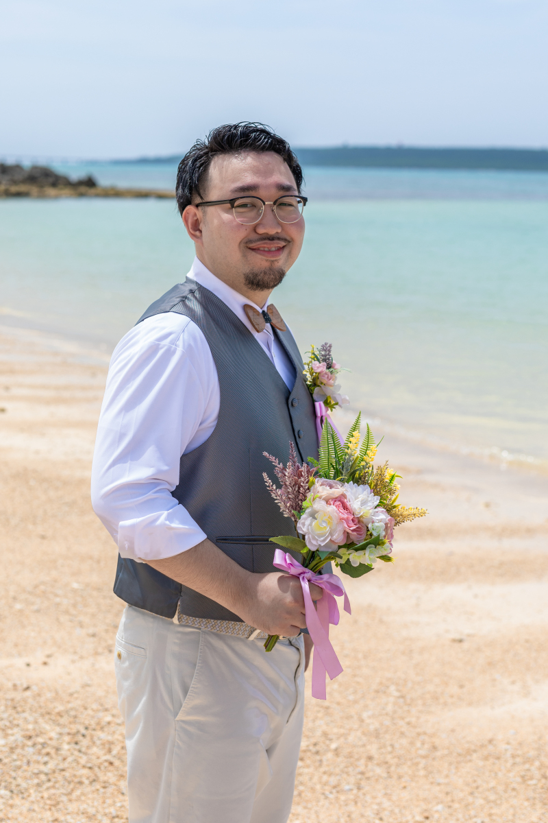 少し照れくさそうに