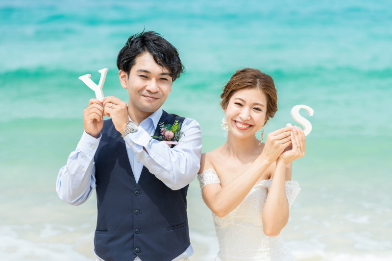 最後はイニシャルを手にハイチーズ！