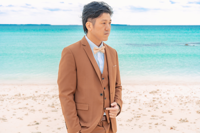 ご新郎様の大人っぽいタキシードスタイル