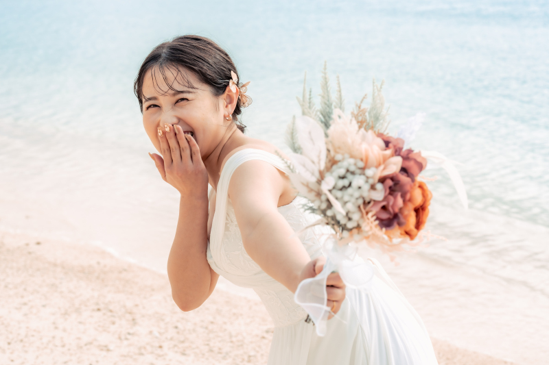 ご新婦様の可愛いコーディネートとポージング