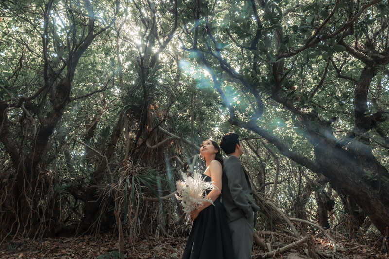 敢えての落ち着いたカラーのコーディネートがマッチ