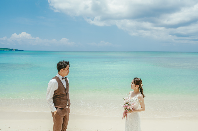 近くで見る海と真っ白な砂浜はまた新しい世界