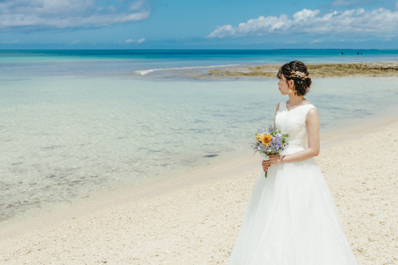 ご新婦様のとてもお似合いなドレスコーディネート