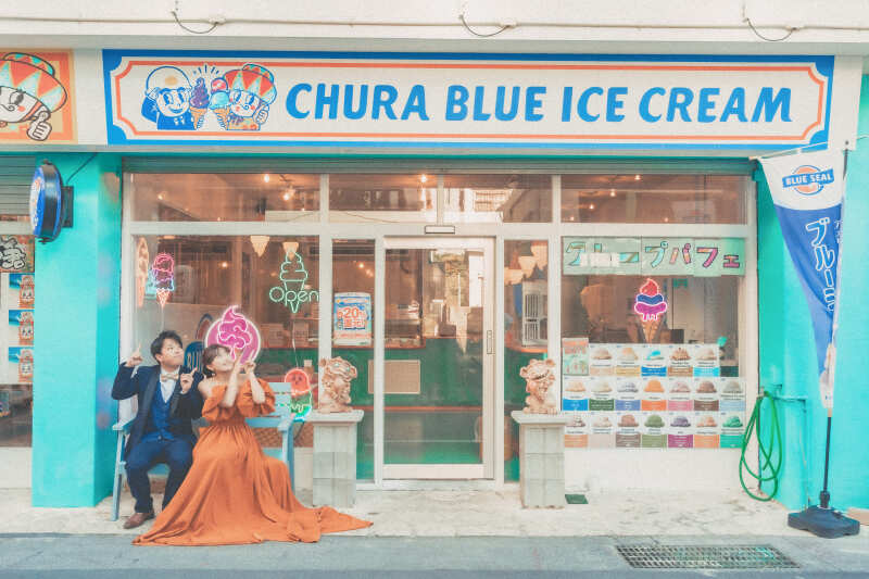 【ウェディングドレス+カラードレス★】ビーチや宮古島の街をお散歩ショット