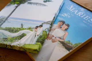 デザインアルバムSHIRONARI(23cm×30cm 30P+表紙・封筒)表紙:ハードカバー