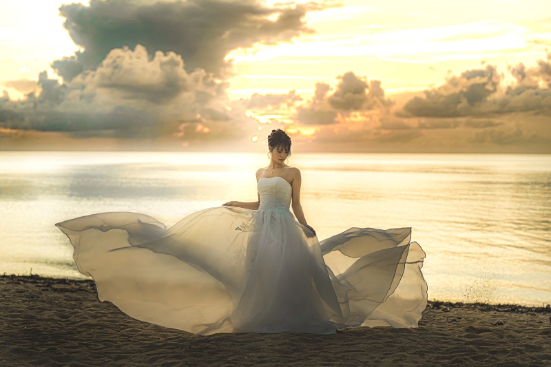 【ソロウエディング天然ビーチ撮影*コミコミ50カットプラン】プロフェッショナルチームが「いま、最高のわたし」をプロデュース!