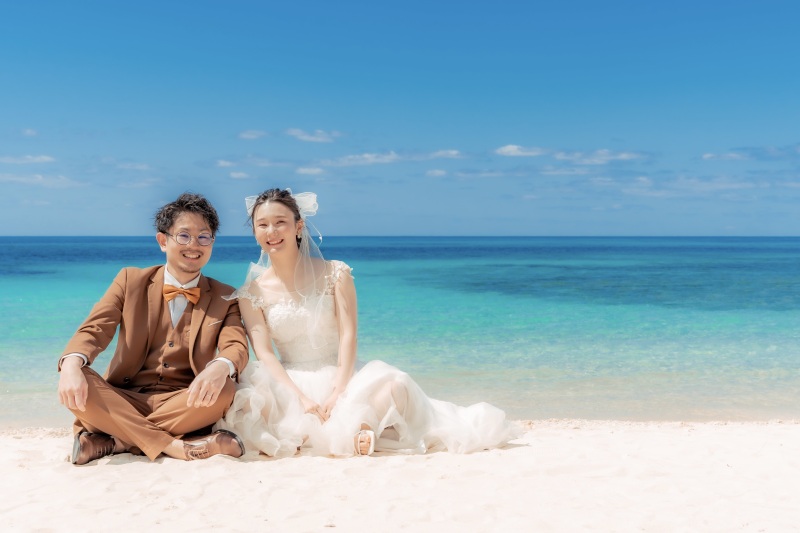 ※タキシード&ドレス各2着付き【海の見えるチャペル&ビーチ撮影コミコミ150カット】≪チャペル使用料込み・追加料金無し!≫