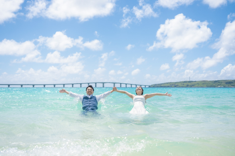 【天然ビーチ&ウォーターイン&空中ドローン撮影コミコミ125カット】◉全データ納品|衣裳|ヘアメイク付き《追加料金不要》