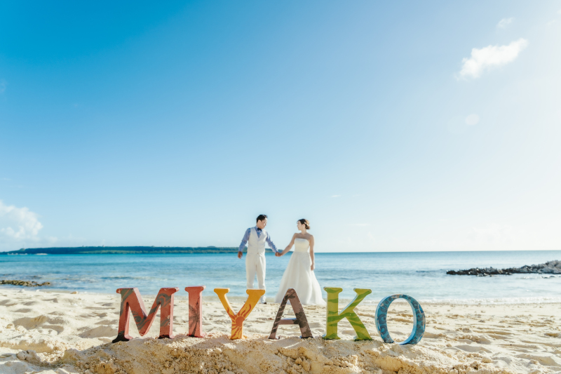 ☆結婚式のOPムービーにも使える!☆超特前撮りプラン【天然ビーチ撮影*コミコミ100カットプラン】全データ&ドレス&ヘアメイク付