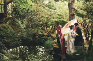 自然溢れる日本庭園での1枚