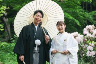 【フォト＋エルムガーデン会食セットプラン】洋装1着和装１着ロケーションプラン/エルムガーデンでの家族会食(６名分）