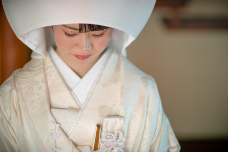 綿帽子をかぶって