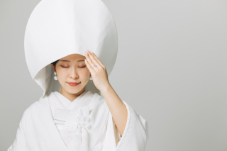 白背景紙でウェディングフォト