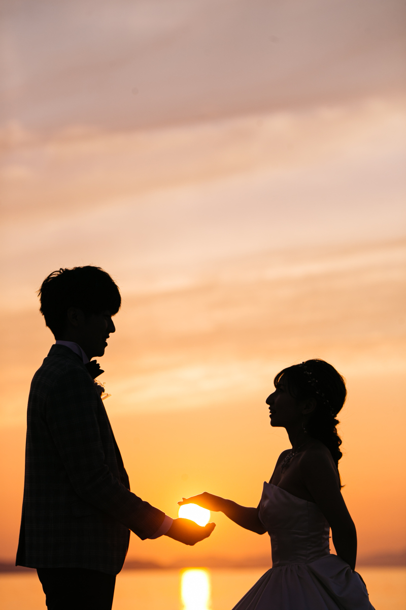 夕日と