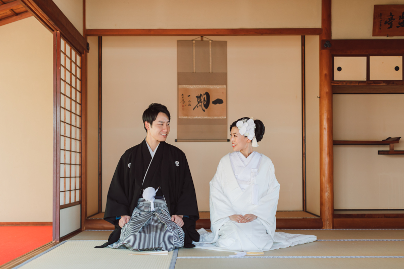 和室でお座りを