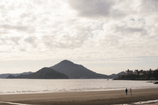 ラヴィファクトリー松山店_ビーチフォト