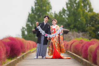 花の丘農林公苑とスタジオで撮影！和装と洋装どちらも着られる和洋弐点プラン✿