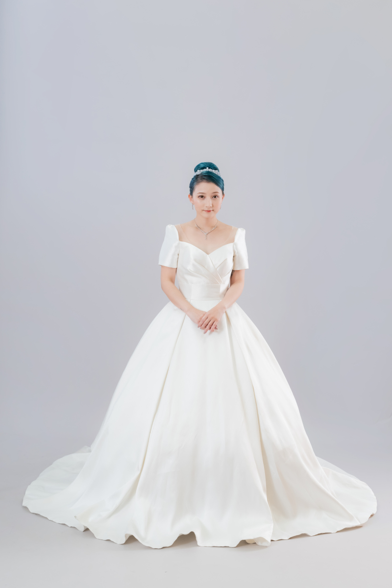 華雅苑 さいたま店_インポートドレスの取扱いがある