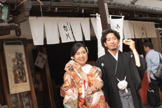 どの衣裳を選んでも衣裳差額なし!!髪飾り・撮影小物・ブーケ・肌着・足袋無料貸出