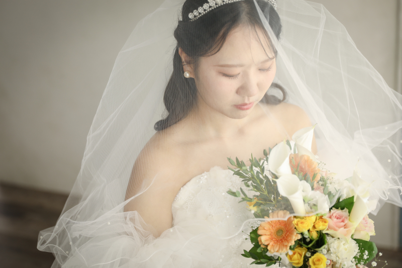 【4月・5月限定】和装1着+洋装1着|ロケーション+スタジオ|データ、美容、衣装、小物付き|衣装300着から選び放題♪