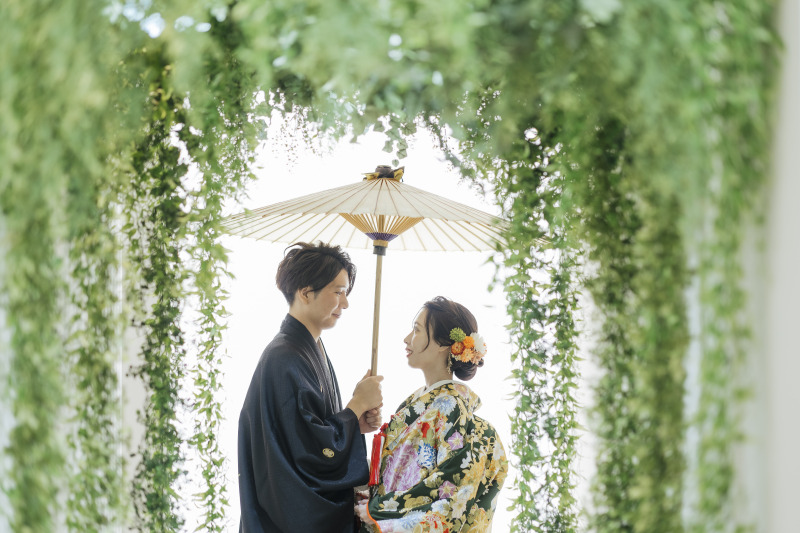 【12月・1月限定】ドレスイルミネーション+和装スタジオプラン|衣裳300着から選び放題|データ150カット付き