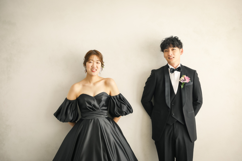 【6月～7月限定】新郎和洋2点＋新婦和洋2点｜スタジオ｜データ、美容、衣装、小物付き