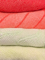 半衿_赤・モスグリーン系