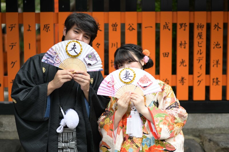 扇子でヒミツ話