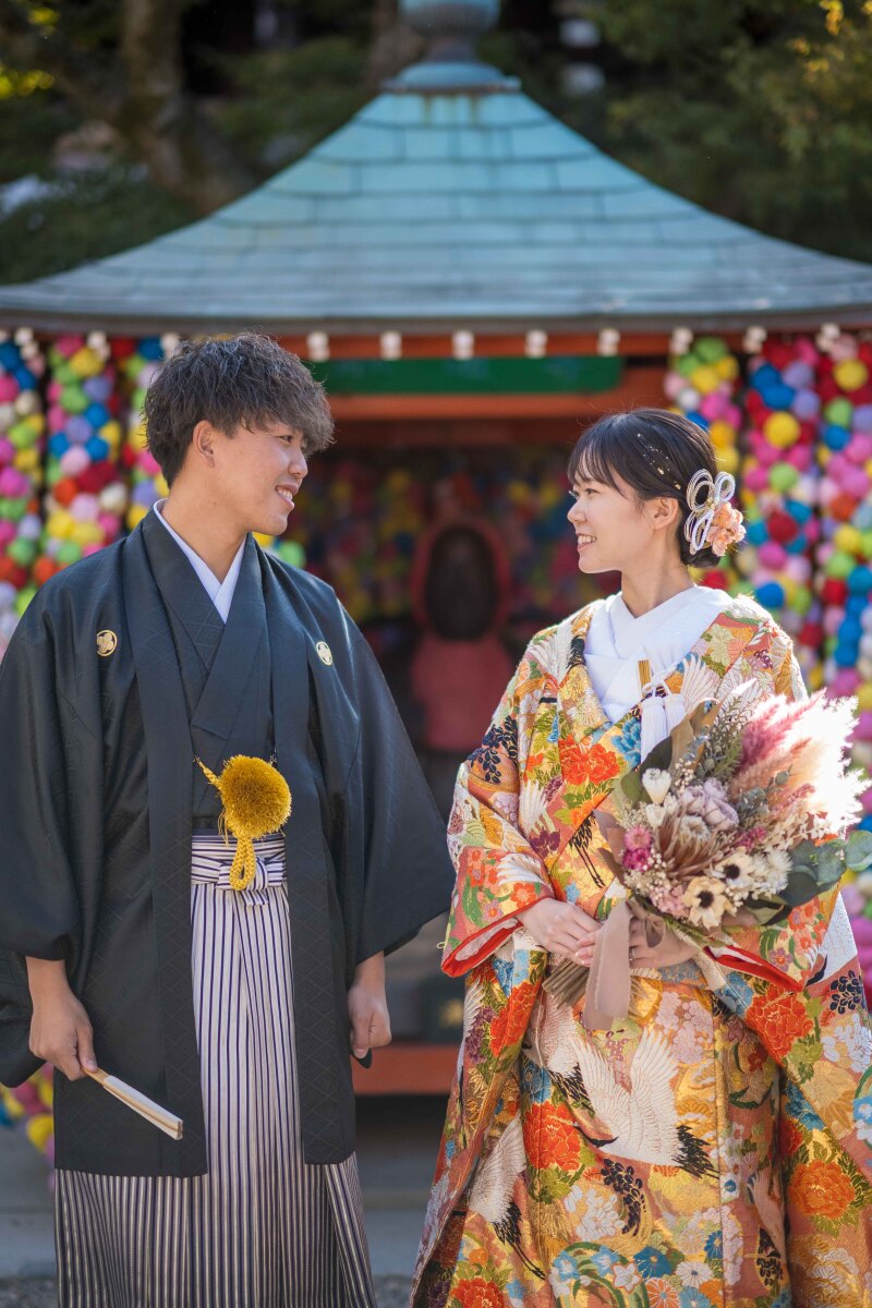 庚申堂で見合わせる