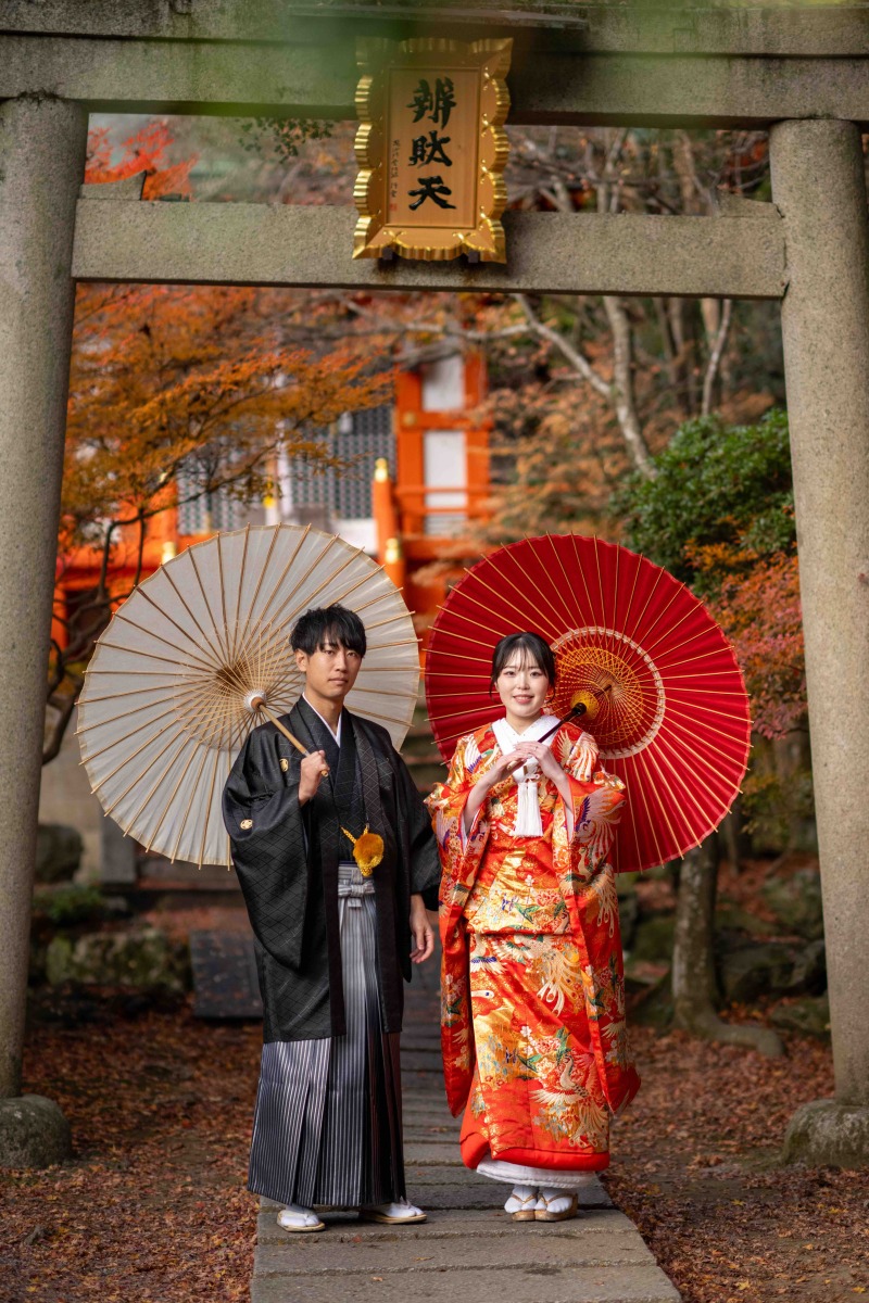 和傘と紅葉で王道和装ショット♪